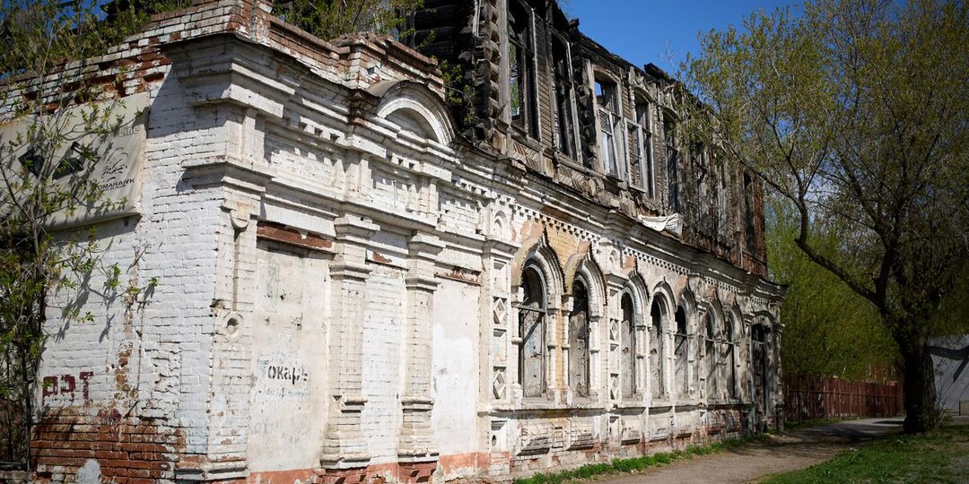 Кинотеатр «Лира» в Ачинске