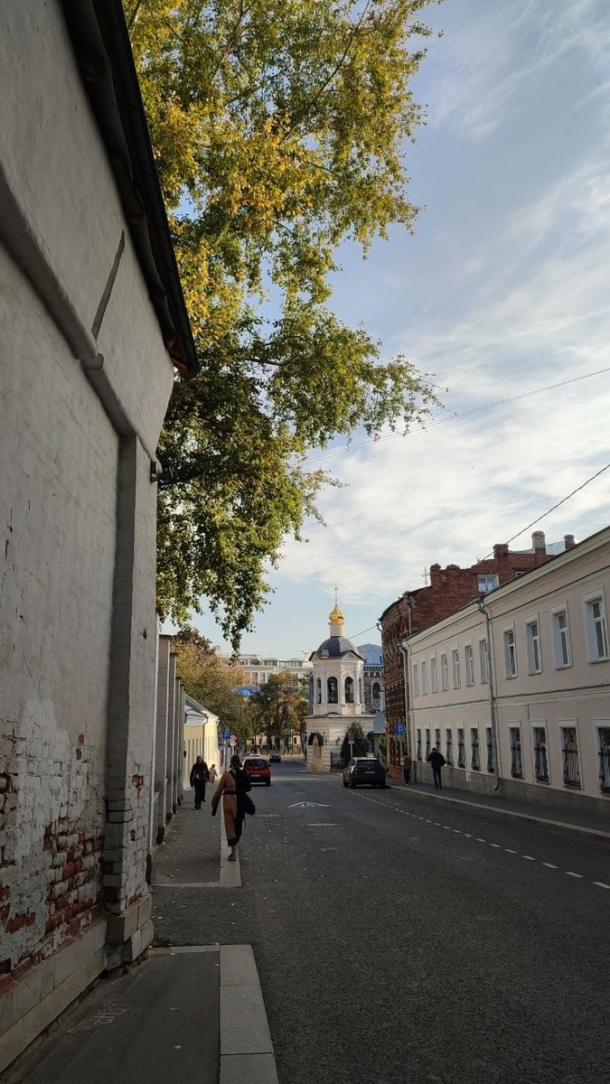 По утрам хочется видеть красивое. Да и по вечерам тоже. 