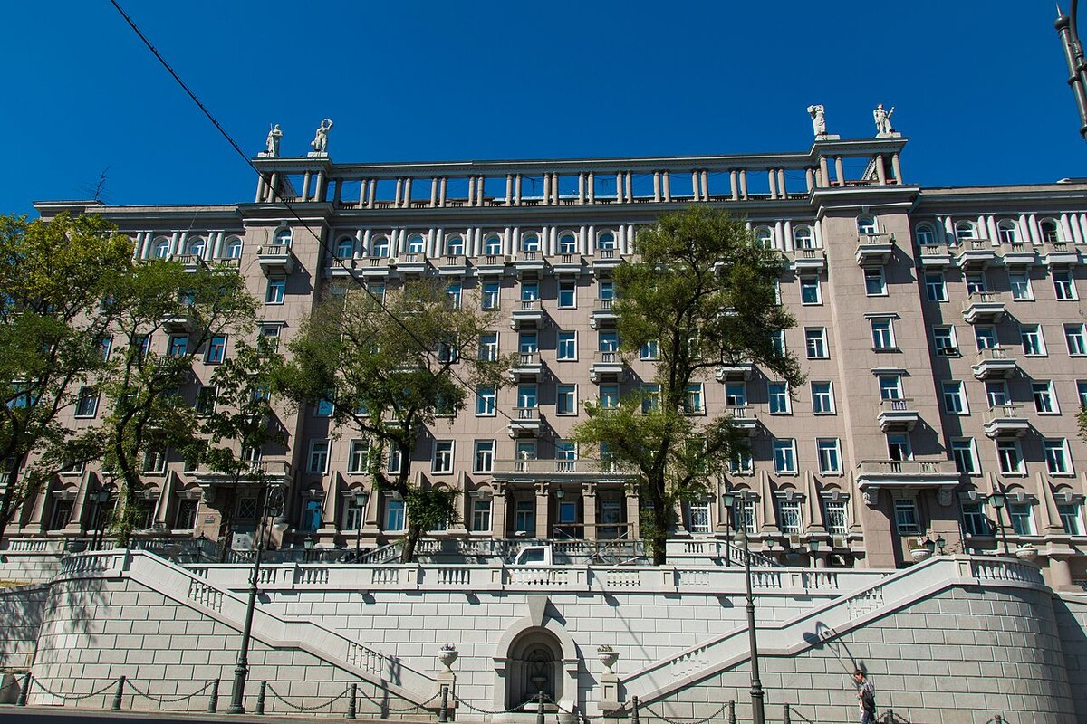 Современный вид на "Серую лошадь". Источник: Яндекс картинки