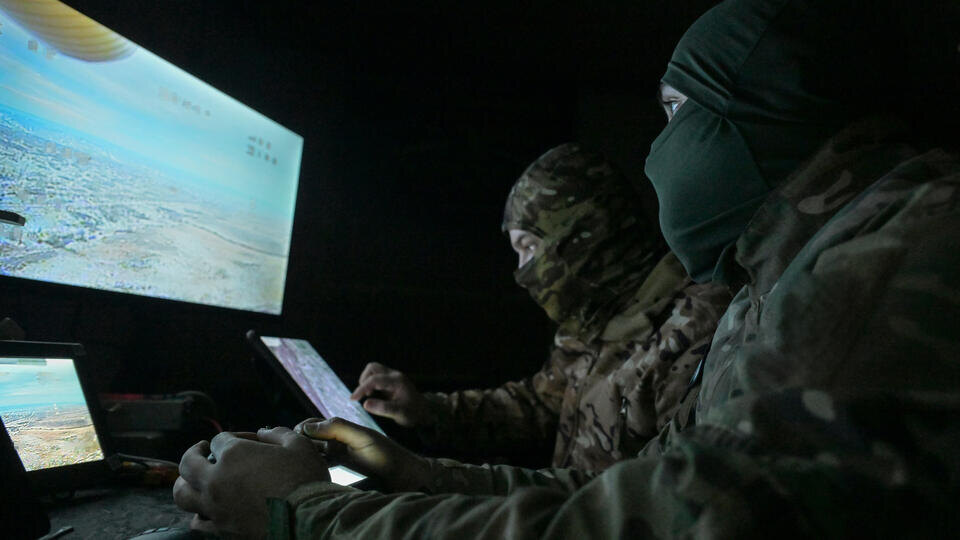     Российские военные "ослепляют" дроны ВСУ кадрами из "Ну, погоди!" РИА Новости/Евгений Биятов