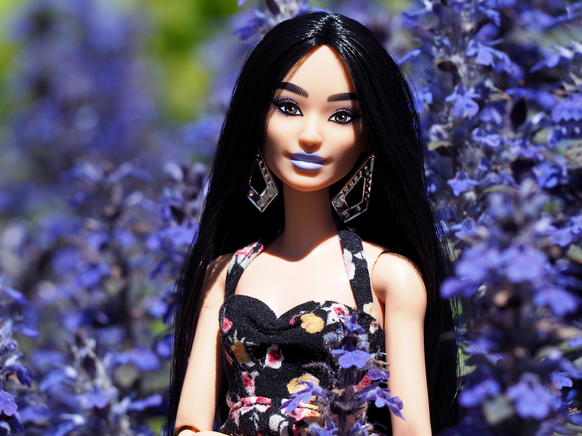 Barbie extra #15, Ирис.
