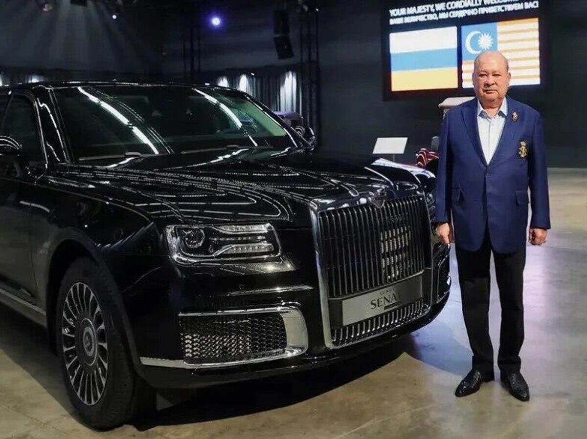    Aurus Senat появился у короля Малайзии после визита в Россию | © Фото : Sultan Ibrahim Sultan Iskandar