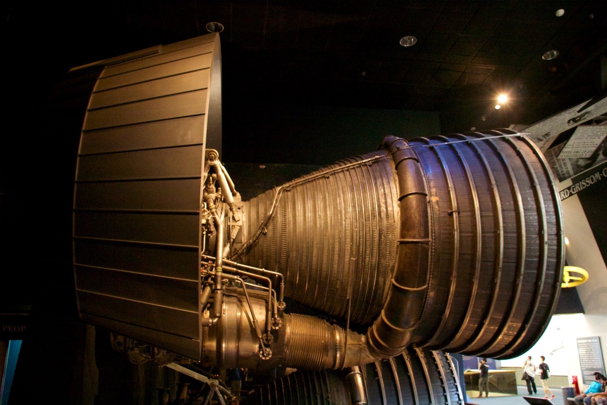 Ракетный двигатель «Saturn V F-1». Источник: wikimedia.org