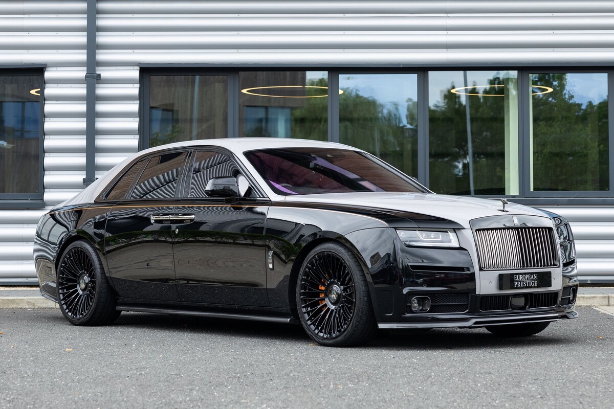 Rolls-Royce Ghost — это воплощение роскоши, тишины и статуса.
Автомобиль создан для тех, кто ценит максимальный комфорт, премиальные материалы и ощущение абсолютного спокойствия на дороге.