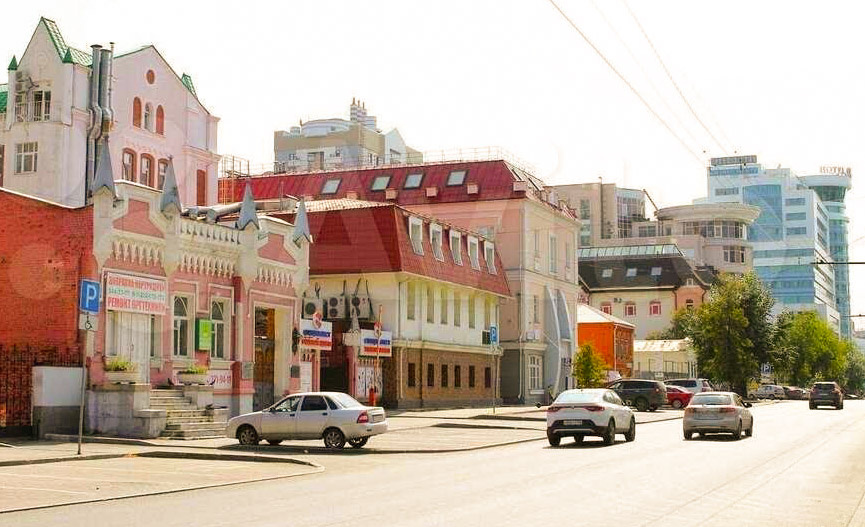 Город Екатеринбург, улица Розы Люксембург 