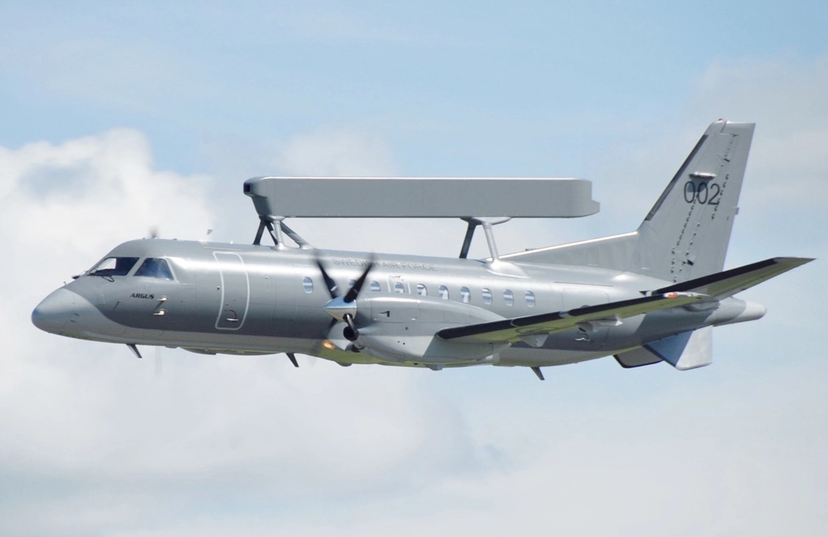 Изображение: самолет-разведчик ДРЛО SAAB 340. © Freepik
