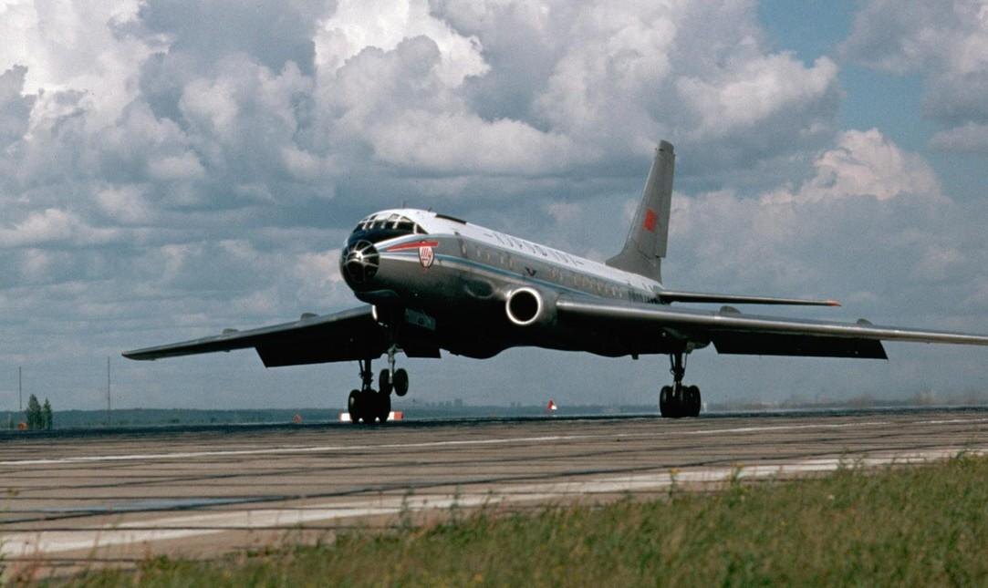 Ту-104. Фото из интернета