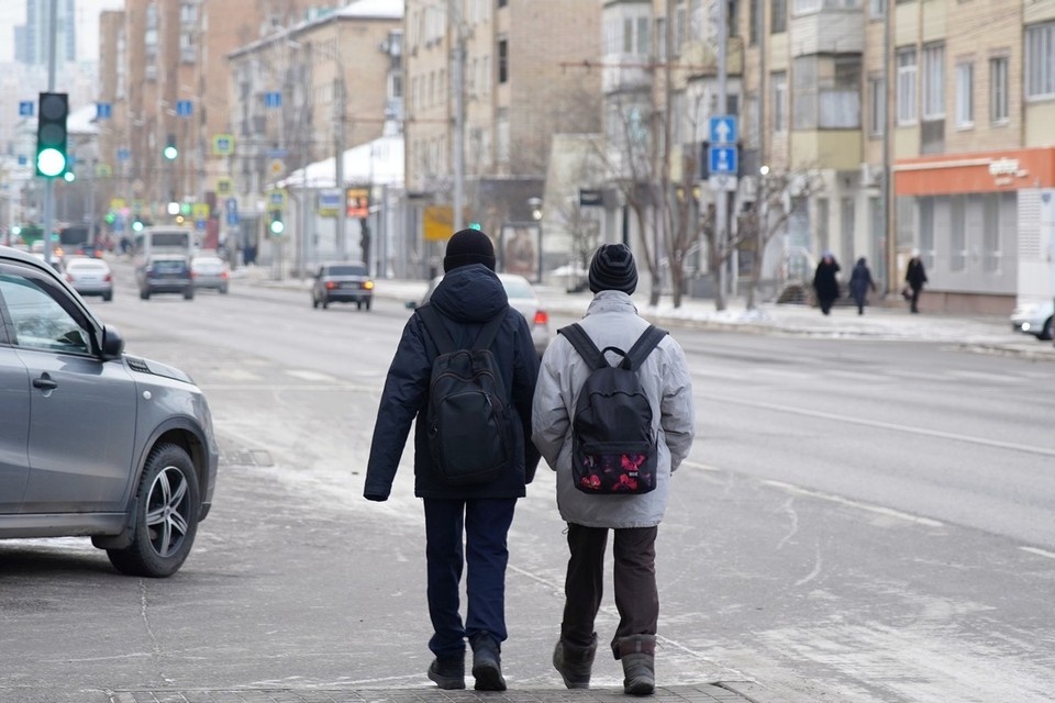    В Красноярском крае уставший от загулов матери подросток выгнал ее из дома ИВАНОВА Диана