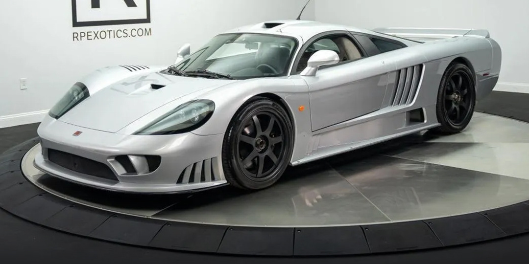 Продаётся суперкар Saleen S7, который принадлежал актёру Полу Уокеру из «Форсажа». Очень дорого 🔥