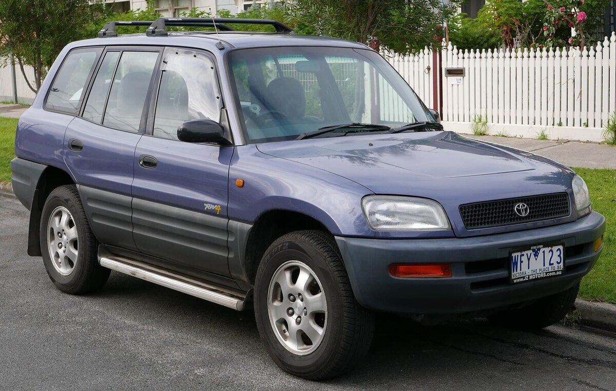    Toyota RAV4 1 поколения
