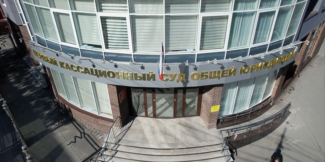 В случае повреждения автомобиля безнадзорными собаками его владелец имеет право на возмещение ущерба