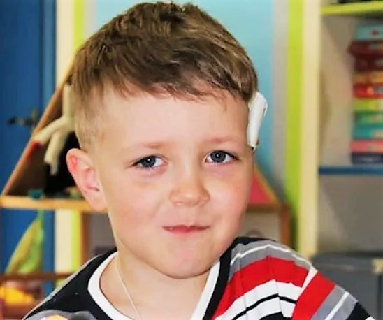 Уколова призналась, что её стеснятся родной сын.
