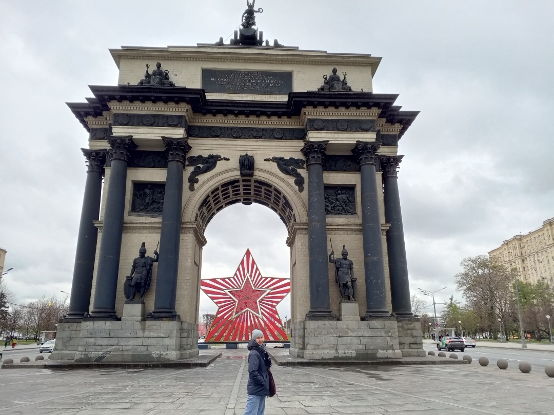 Триумфальная арка в Москве. Фото авторов