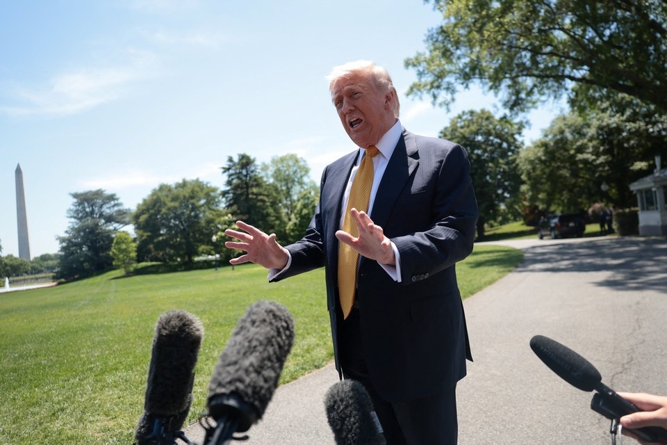    Трамп шуткой привел гостей Белого дома в замешательство: президент США рассказал о БПЛА REUTERS