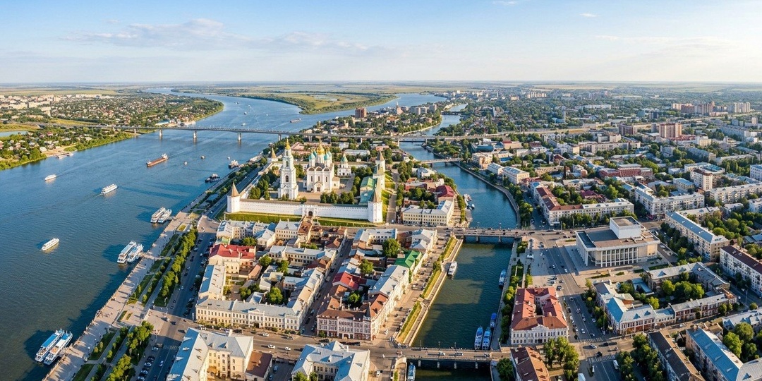 Астрахань - 6 хозяев, 1 душа. Город, который менял хозяев, но оставался собой - от ханских палат до российских бастионов