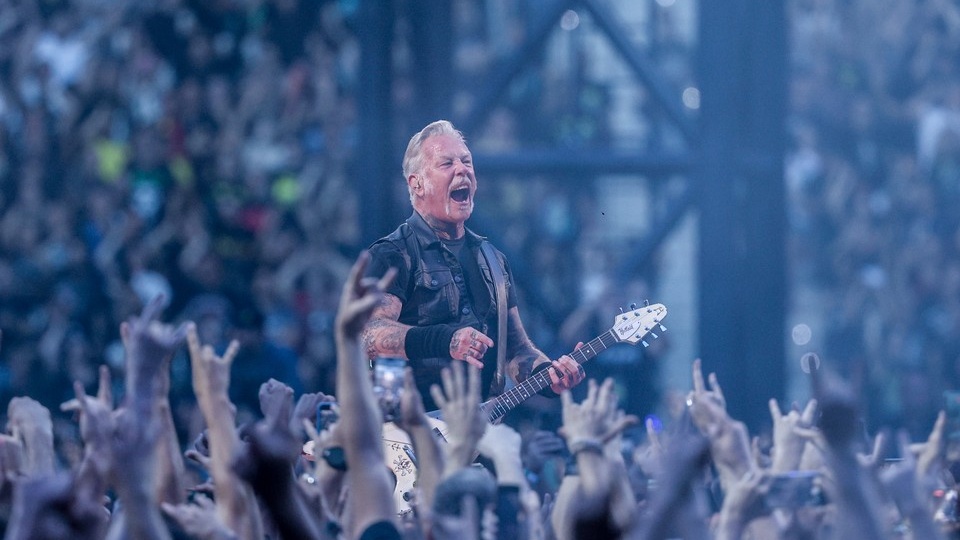 Фанаты устроили землетрясение на концерте Metallica в Греции: сейсмологи зафиксировали толчки