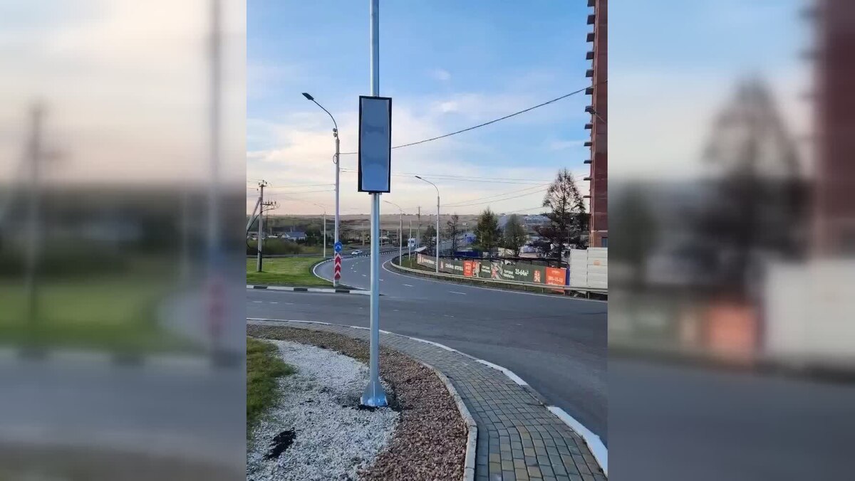     В Красноярске начали установку светофоров на кольце на улице Калинина