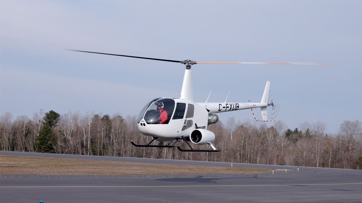    Модифицированный вертолет Robinson R44 / © Unither Bioélectronique