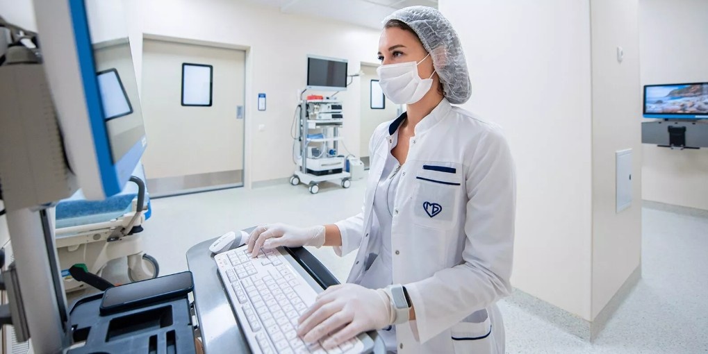 FDA приняло к рассмотрению заявку Gilead Sciences на новый препарат для лечения ВИЧ
