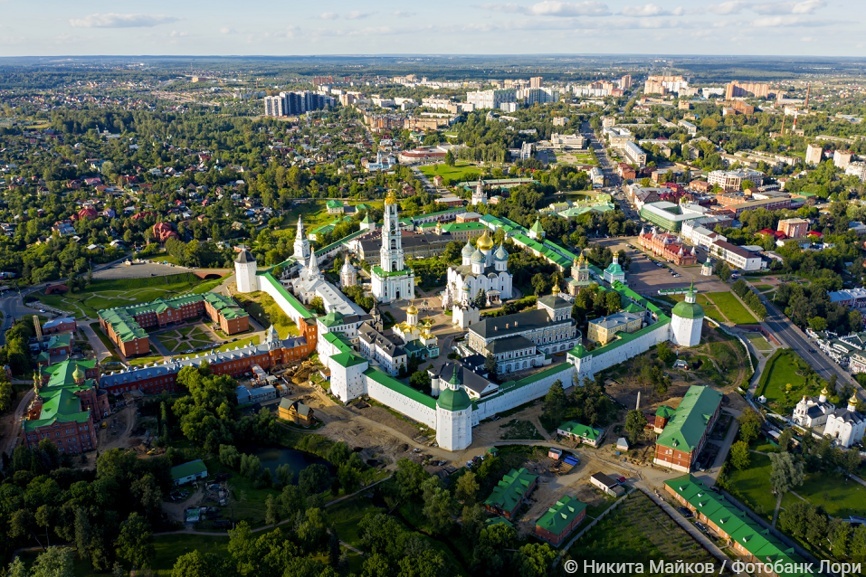 Сергиев Посад, Россия. Свято-Троицкая Сергиева Лавра. Вид с воздуха (2020 год)