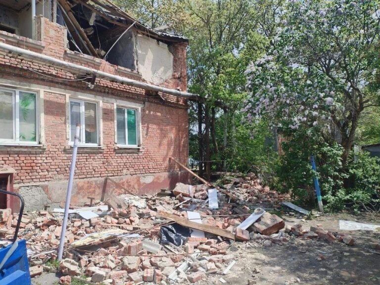    Последствия взрыва бытового газа в Миллерово   nash-krai.ru