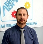 Комиссаров Иван - эксперт по внедрению 1С-ЭПДСамое сложное было не технически, а психологически — убедить старых водителей, что QR-код в телефоне это не «какая-то ерунда», а законный документ для ГИБДД. Но когда мы показали, что инспектор проверяет за 30 секунд и не требует бумагу — все успокоились.