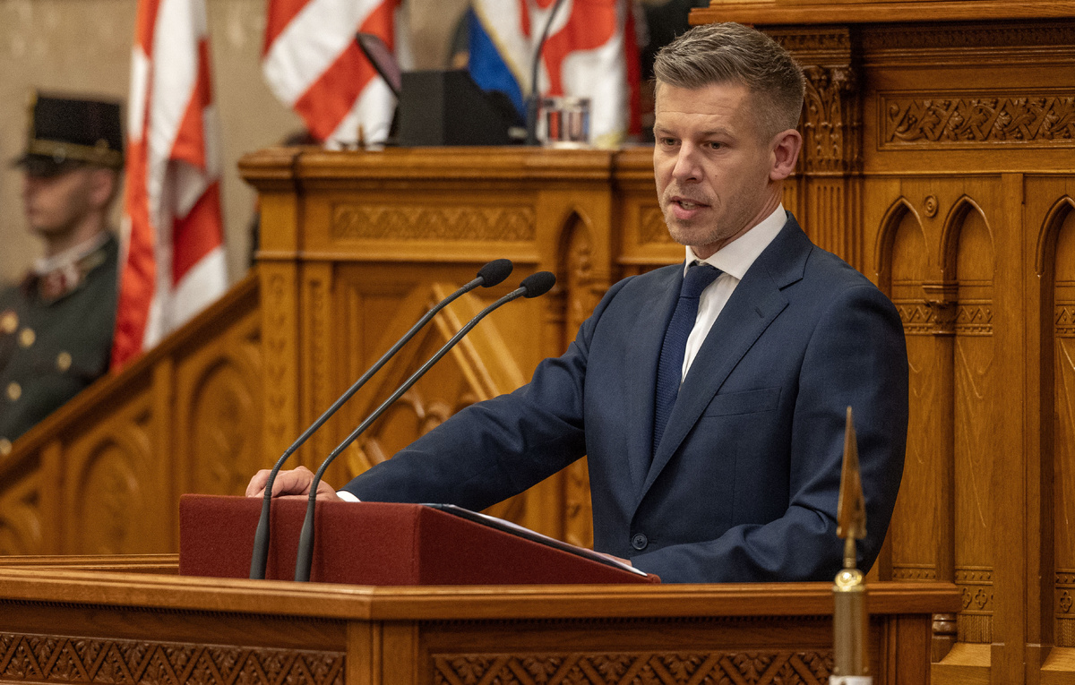    Премьер-министр Венгрии Петер Мадьяр  Janos Kummer/Getty Images