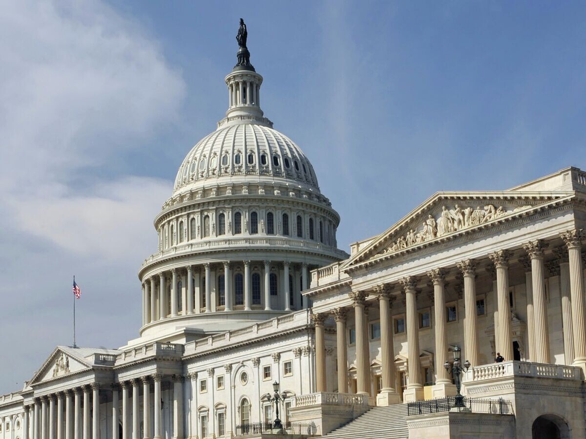    Здание Конгресса США (Капитолий) в Вашингтоне© РИА Новости . Эдуард Песов