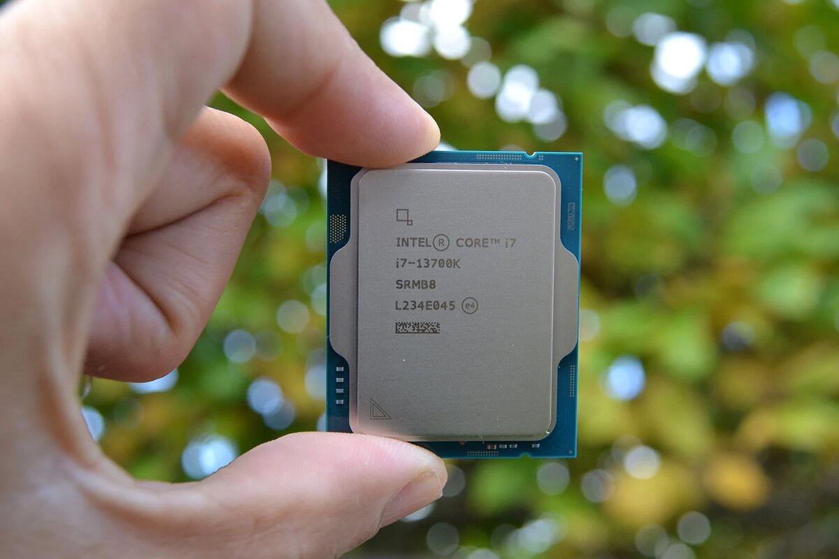 i7-13700K