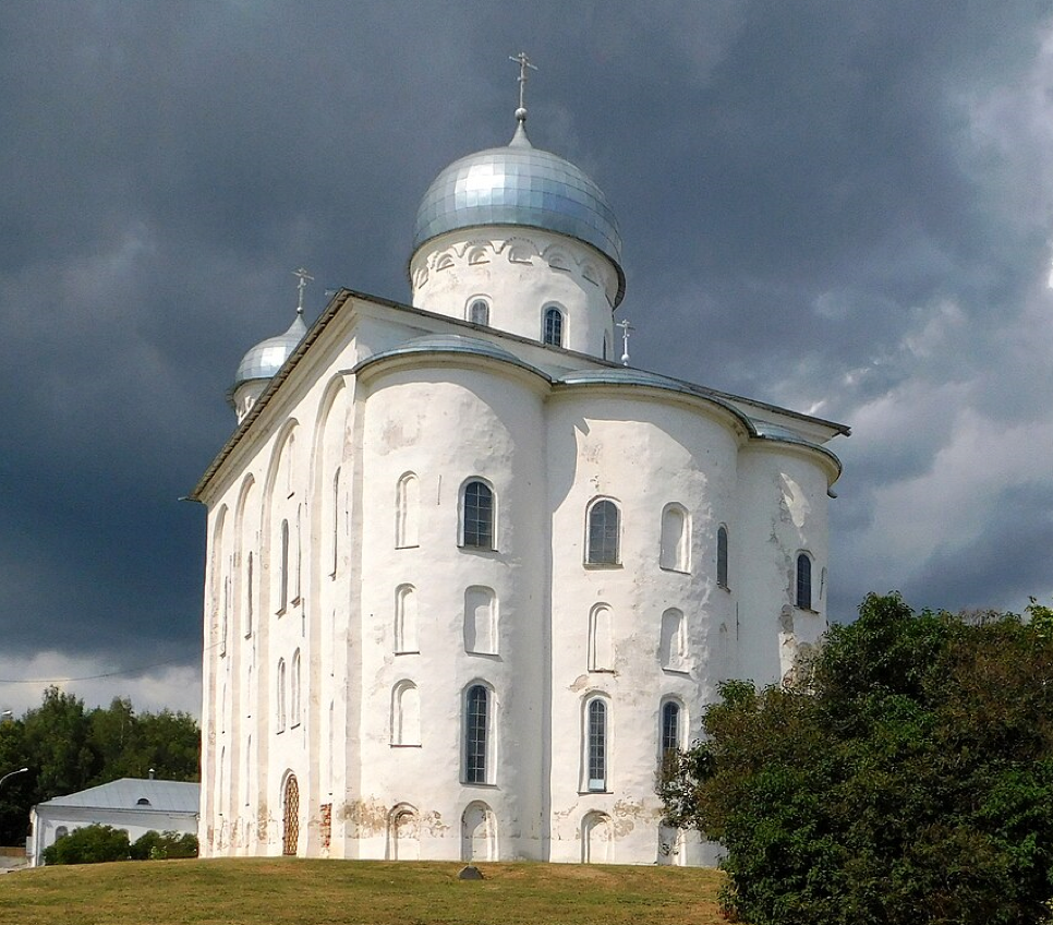 Георгиевский собор 1119 год. Юрьева монастыря. Фото из открытых источников