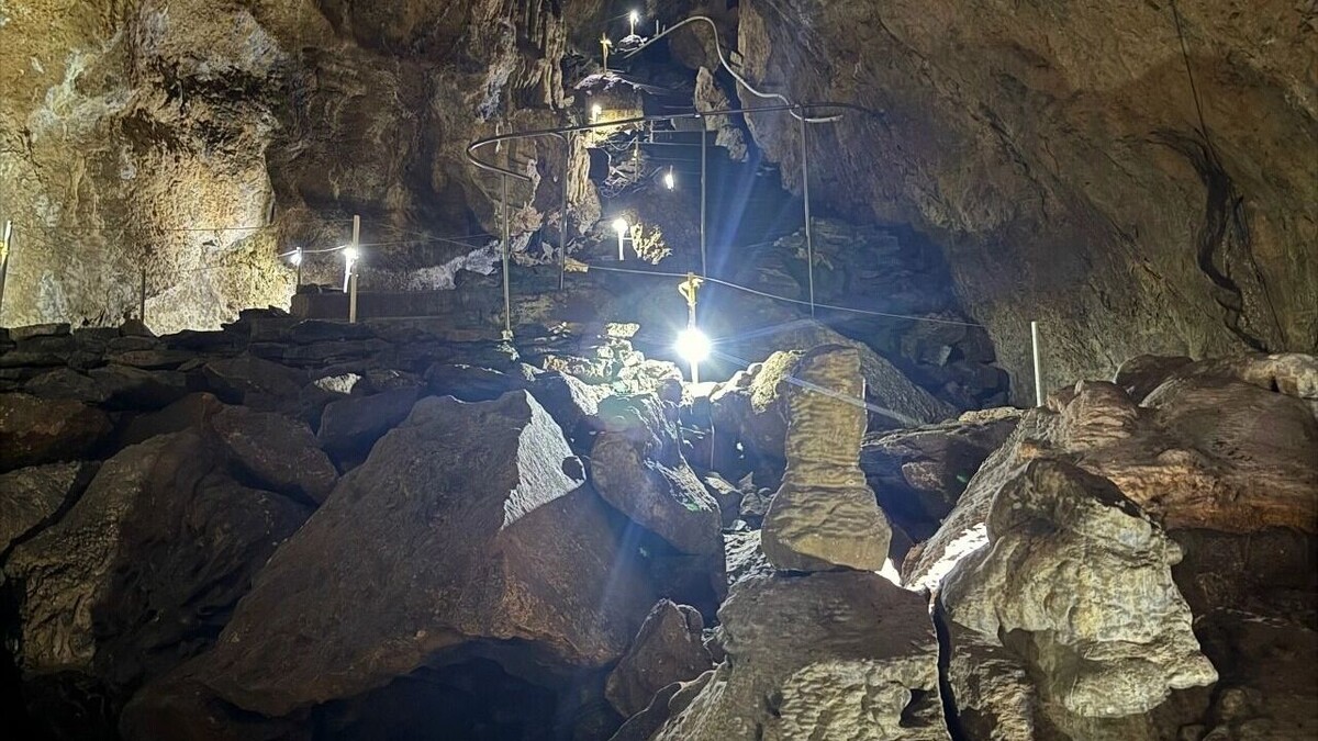   Пещера Караульная