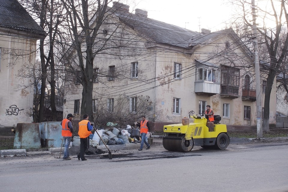    В Туле на улице Новомосковской завершено почти 60% дорожного ремонта. Алексей ФОКИН