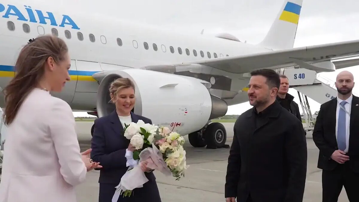    ©V_Zelenskiy_official