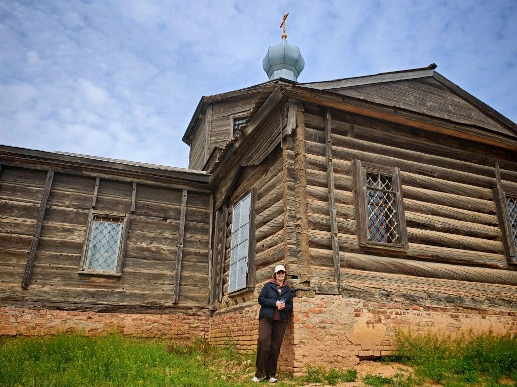 Храм Архистратига Божия Михаила. Астраханская область, Енотаевский район, село Владимировка. Фото Бекмурзаева Т. 2026 г.