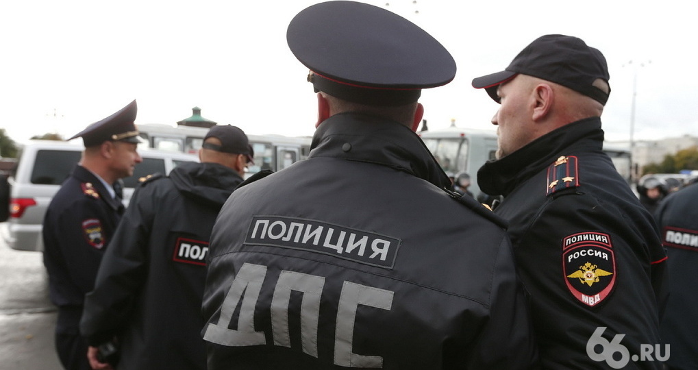 Полицейские, оскорбившие инвалида в ресторане, избегут уголовного наказания