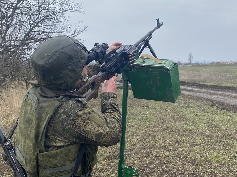    Российские военные уничтожают беспилотники ВСУ над Запорожской областью Дмитрий СТЕШИН