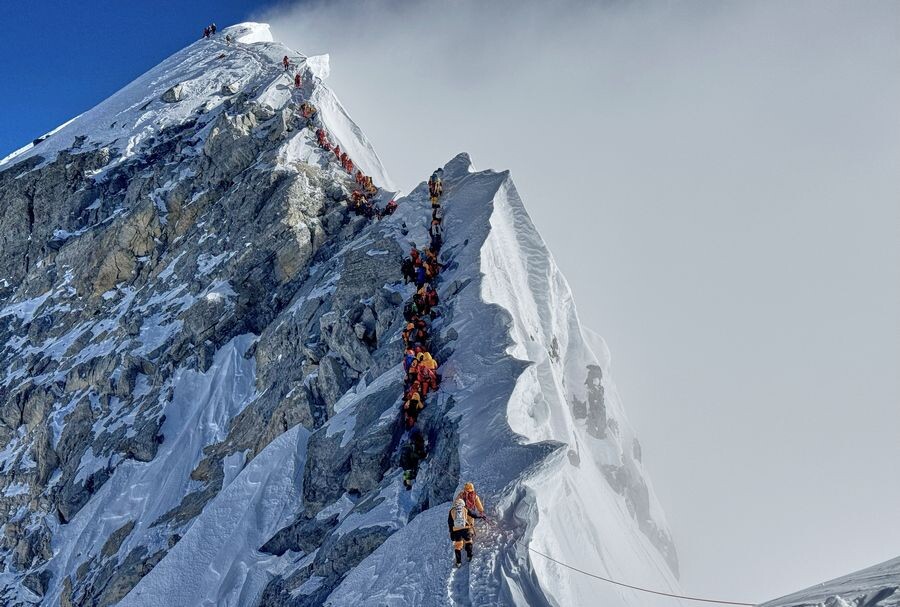     / Источник: © Kunga Sherpa/AP/TASS