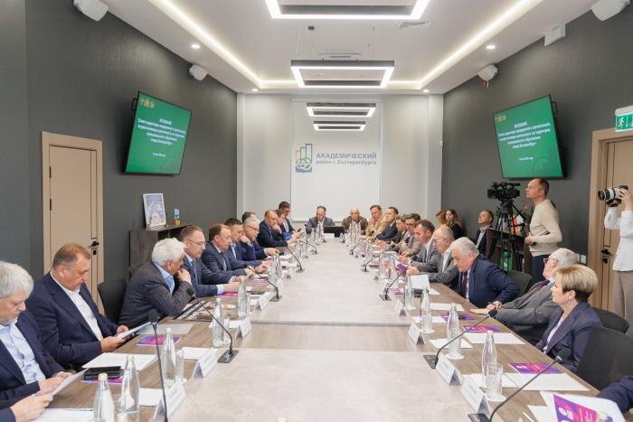 «Россети Урал» реализуют комплексные меры поддержки сотрудников - участников СВО