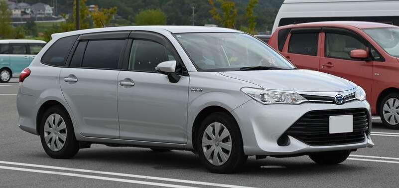 Toyota Corolla Fielder📷
