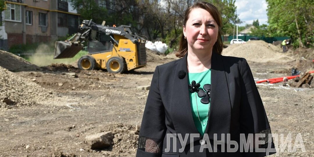 В Антраците продолжается благоустройство сквера по улице Калинина
