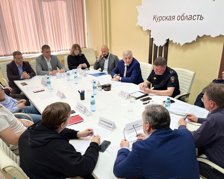    В Курске обсуждают альтернативную площадку для стритрейсеров
