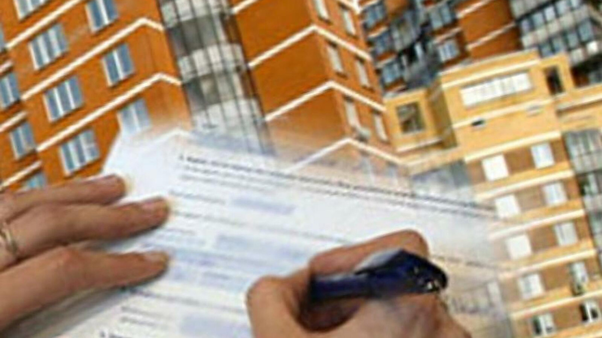 Отказаться от обслуживания УК нельзя, если по договору прошло менее одного года