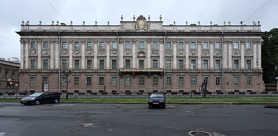 Мраморный дворец (источник https://en.wikipedia.org)