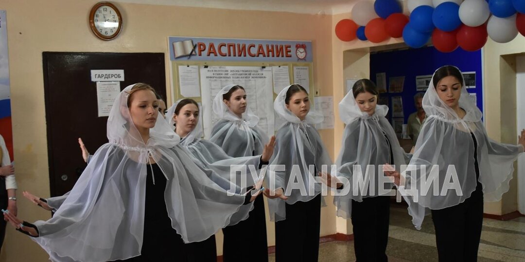 В честь первого антрацитовского Героя России открыли Доску почета