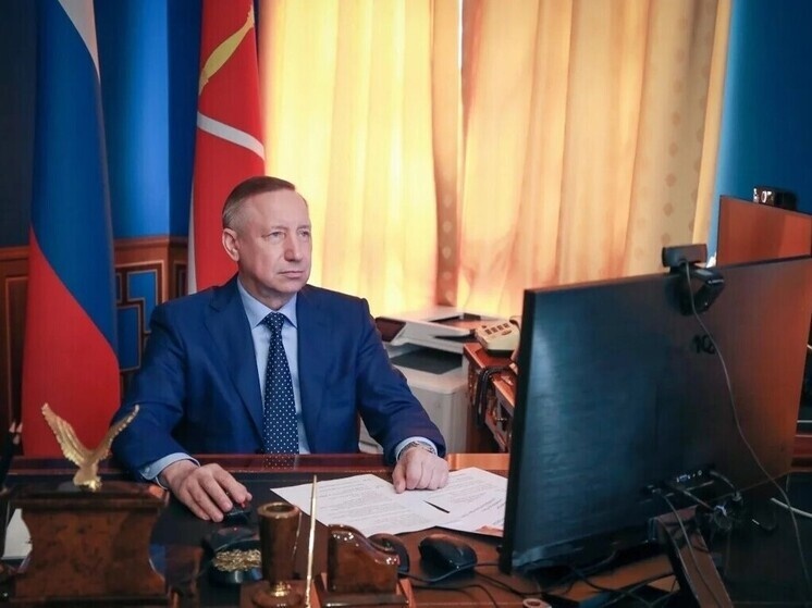     В 2025 году городской закон уравнял в правах всех блокадников независимо от того, сколько времени они провели в осаждённом Ленинграде. Фото: пресс-служба Смольного