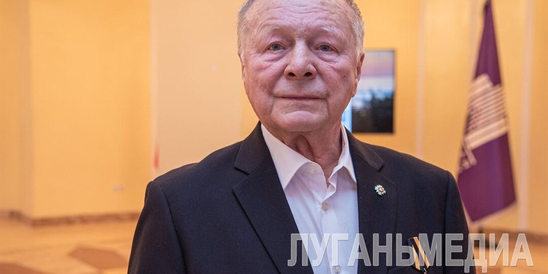 В Луганске прошел творческий вечер заслуженного артиста РФ Бориса Галкина
