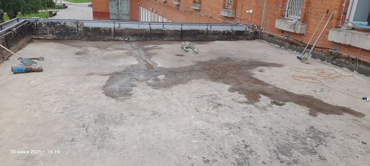 Демонтаж старого рубероида