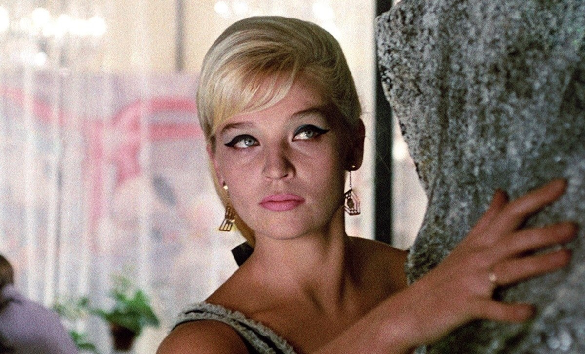 Кадр из фильма «Бриллиантовая рука», 1968