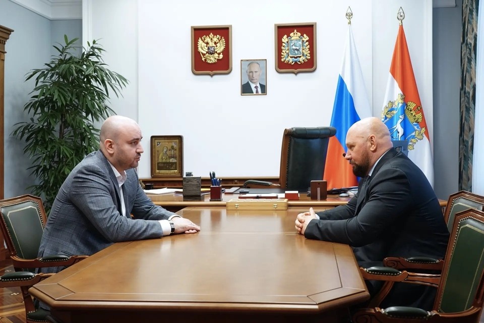    Губернатор Самарской области поддержал Владимира Кошелева. Фото: Ирина Быкова