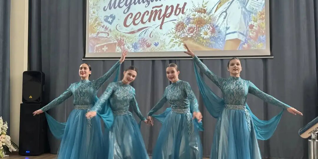 Нижнекамских медицинских сестёр поздравили с профессиональным праздником